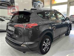 تۆیۆتا ڕاڤ 4